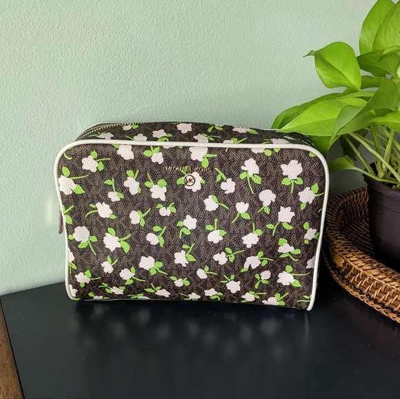 Michael Kors Handbags - Michael Kors Jet Set Large Zip Travel Cosmetic Pouch Brown Pink Floral Print